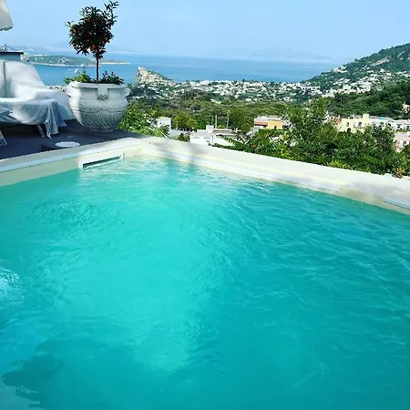 Relais Ettore 4*