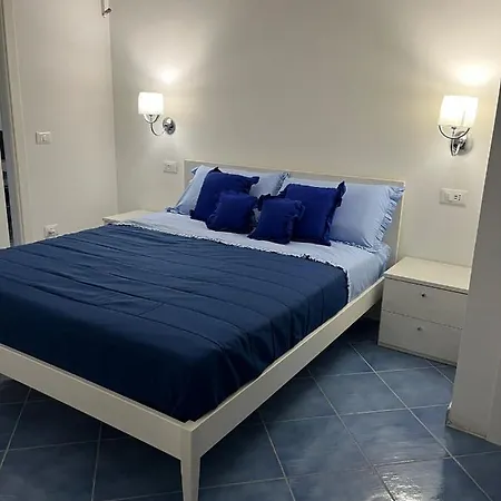 Bed & Breakfast Relais Ettore 4*