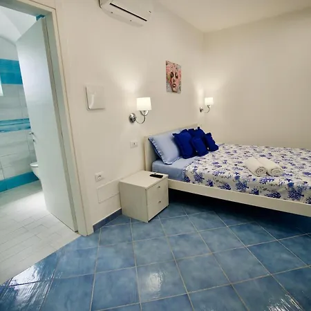 Bed & Breakfast Relais Ettore 4*