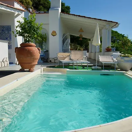 Relais Ettore 4*