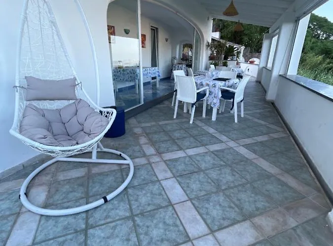 לינה וארוחת בוקר Relais Ettore 4*