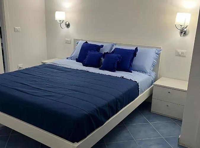 לינה וארוחת בוקר Relais Ettore 4*