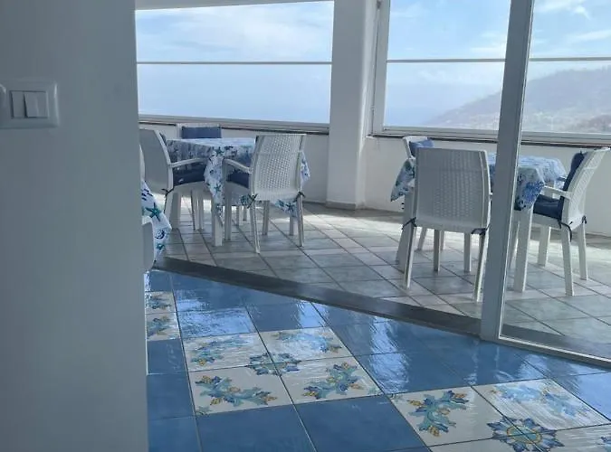 לינה וארוחת בוקר Relais Ettore Barano dʼIschia